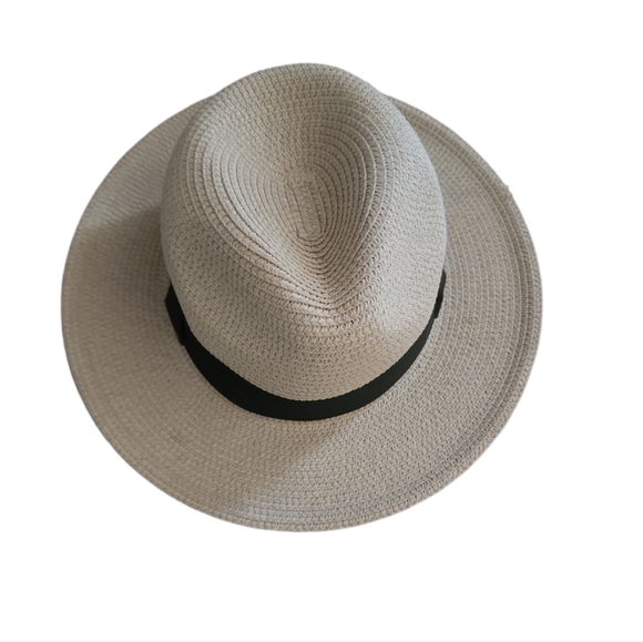 Solar Escape Hat - Picture 2 of 3